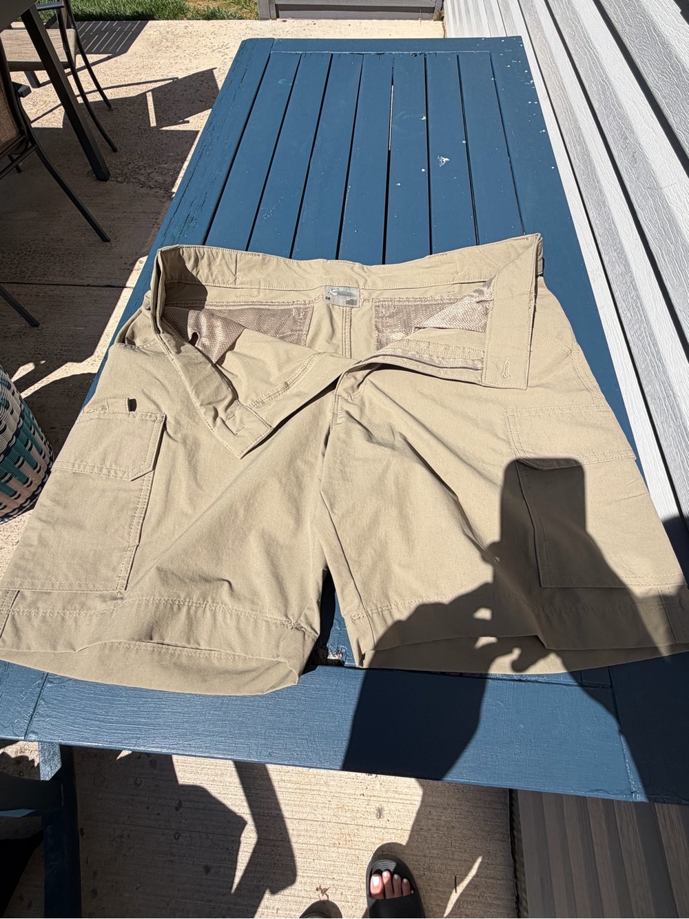Men's Cargo Shorts in Khaki with Multi-Pocket Utility Design